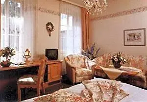 Fuerstenberg Hotell 3*