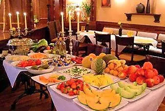 Hotell Fuerstenberg 3*